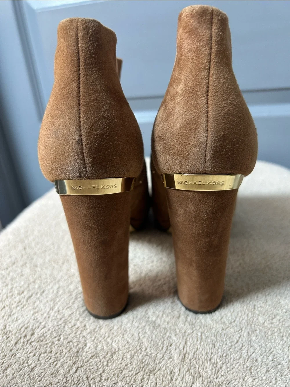 Michael Kors good preowned
